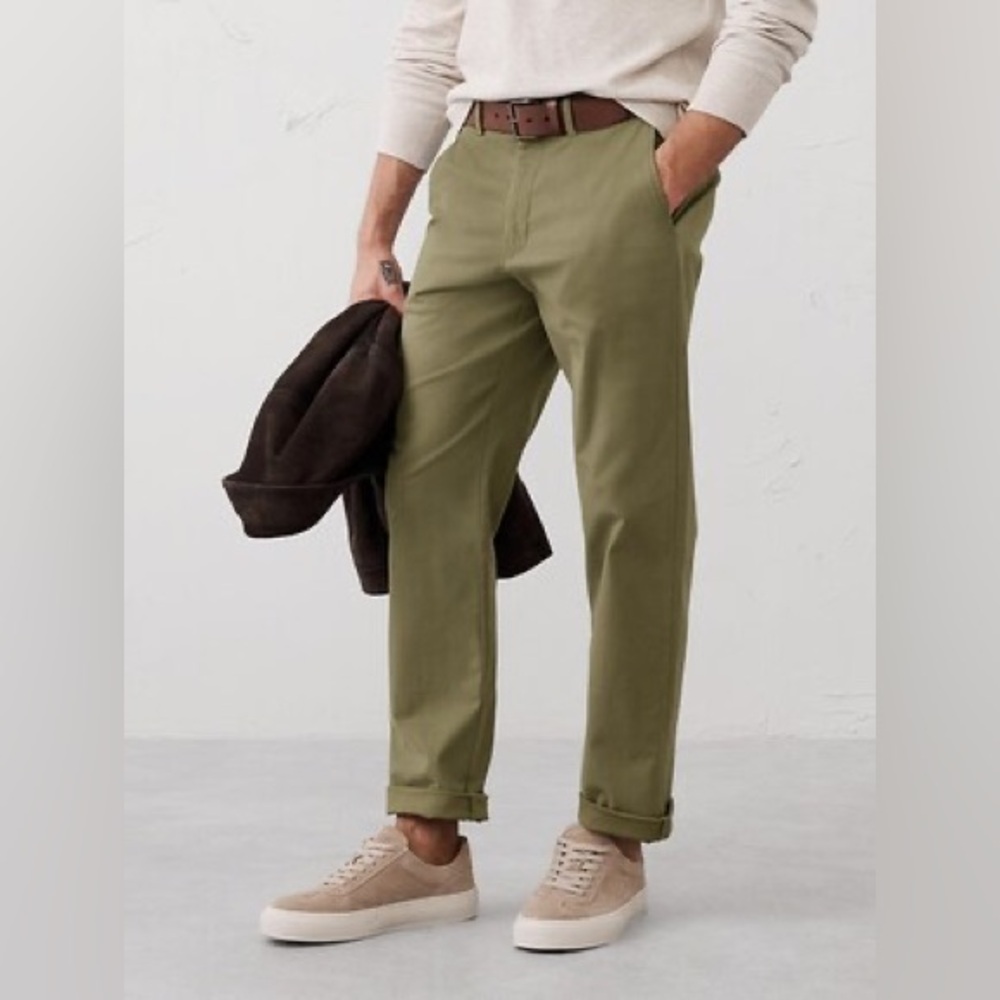 Banana republic SLIM-STRAIGHT LIVED-IN CHINO‎ 32x34 New With Tags
